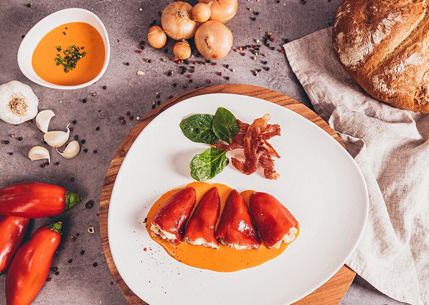 pimiento relleno jamon ibérico_flatlay-LUKAN GOURMET